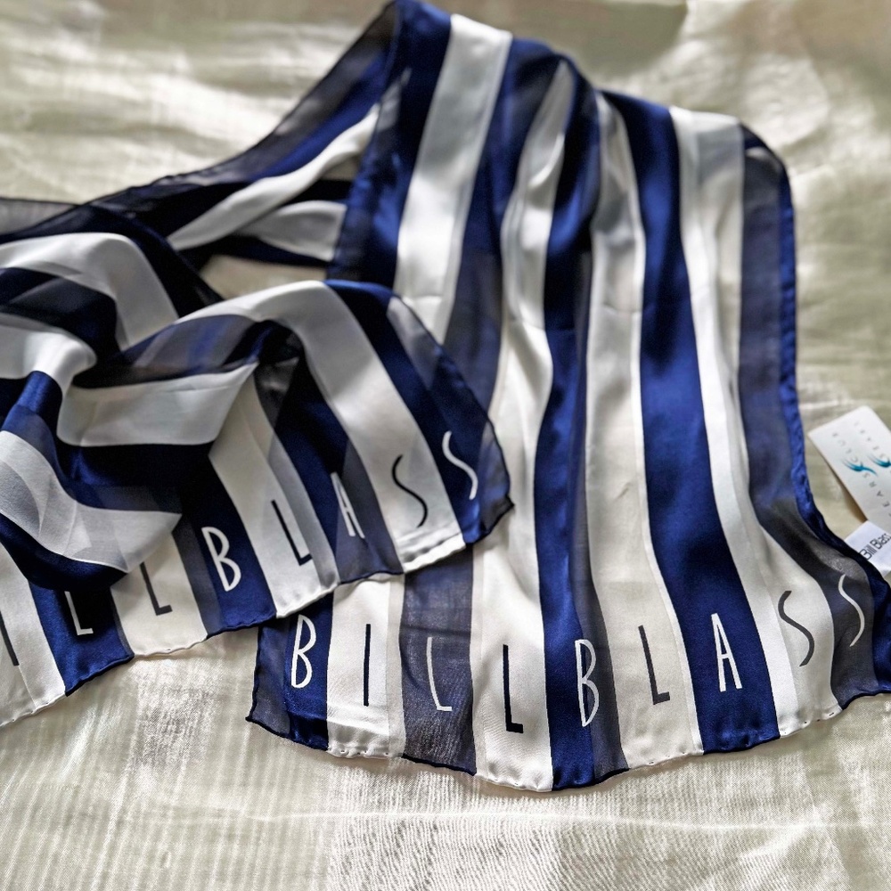 100% PURE SILK SCARF, by BILL BLASS, in NAVY/WHITE, 56 X 13 INCHES, GENUINE, TAG